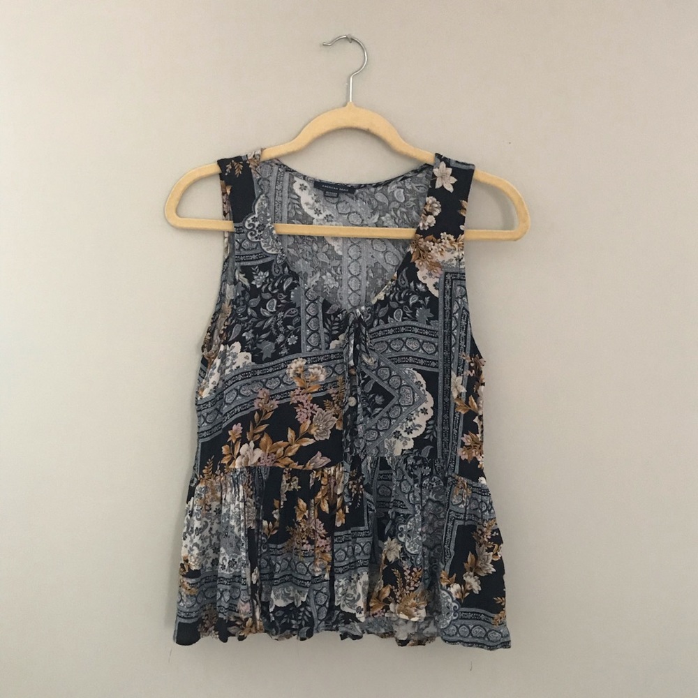 AE Outfitters Floral Tank Size XS